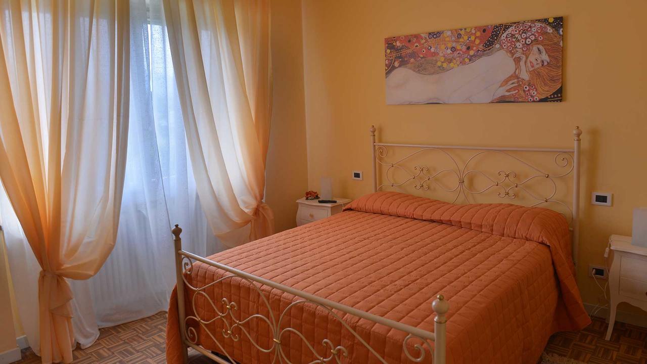 La Locanda Francigena Bed & Breakfast Lucca Exterior photo