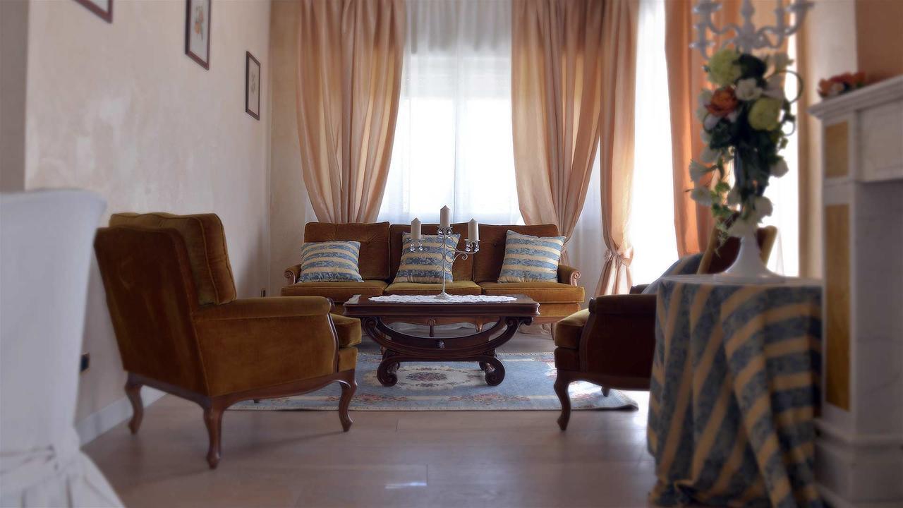 La Locanda Francigena Bed & Breakfast Lucca Exterior photo